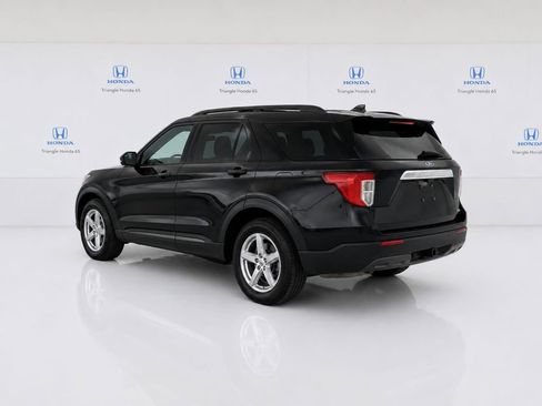 Used 2019 Ford Explorer XLT FWD image 4