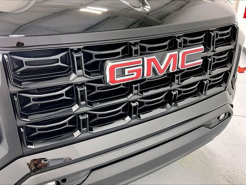 New 2026 GMC Canyon Elevation w/ Convenience Package RWD image 27