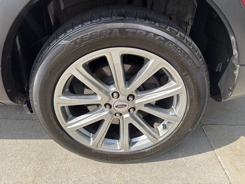 Used 2017 Ford Explorer Limited AWD/4WD image 29