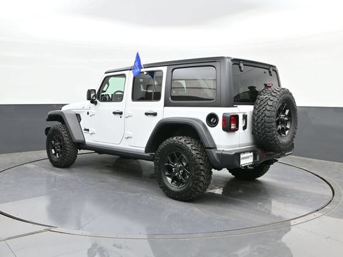 Used 2025 Jeep Wrangler Unlimited Sport AWD/4WD image 5