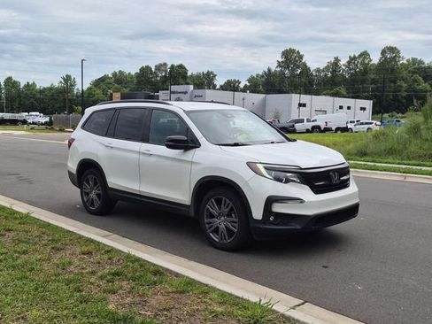 Used 2022 Honda Pilot Sport image 7