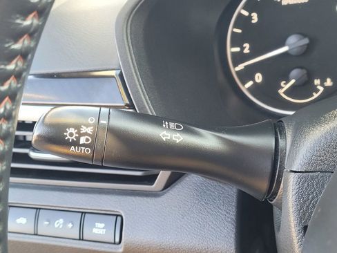 Used 2023 Nissan Altima 2.5 SR w/ SR Premium Package image 16