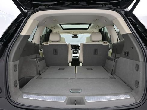 Certified 2023 Cadillac XT6 Premium Luxury w/ Technology Package AWD/4WD image 36