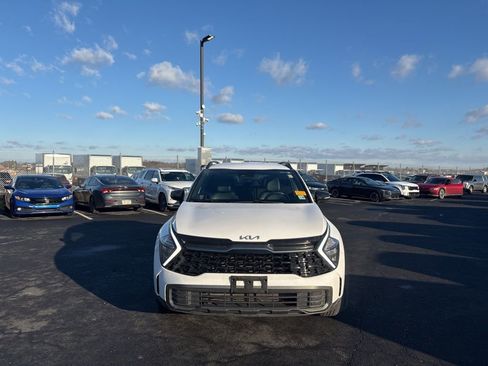 Certified 2023 Kia Sportage X-Line image 8