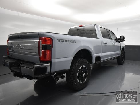 Used 2025 Ford F250 King Ranch w/ Tremor Off-Road Package AWD/4WD image 53