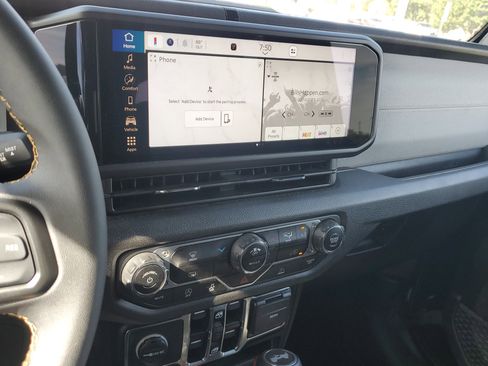 Used 2024 Jeep Wrangler Sport S image 22