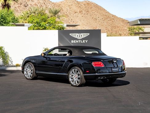 Used 2016 Bentley Continental GT image 3