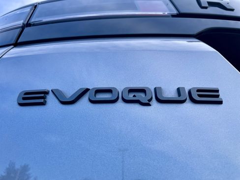 Certified 2024 Land Rover Range Rover Evoque Dynamic SE image 33