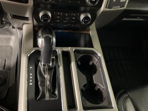 Used 2019 Ford F150 Lariat w/ Equipment Group 502A Luxury image 30