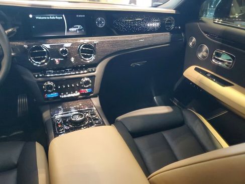 Used 2021 Rolls-Royce Ghost AWD/4WD image 15