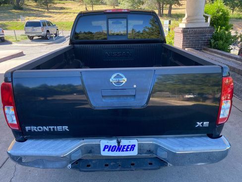 Used 2006 Nissan Frontier XE w/ (G01) XE Preferred Pkg RWD image 4