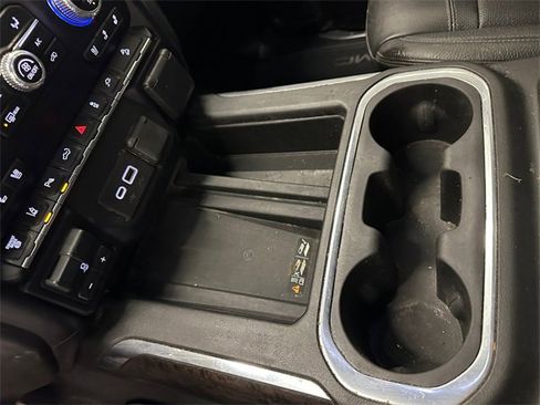 Used 2022 GMC Sierra 2500 Denali w/ Technology Package image 32