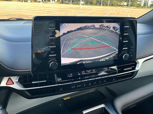 Used 2021 Toyota Sienna XSE image 14