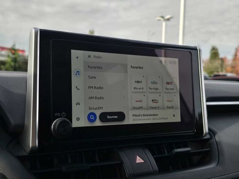 New 2025 Toyota RAV4 XLE image 31