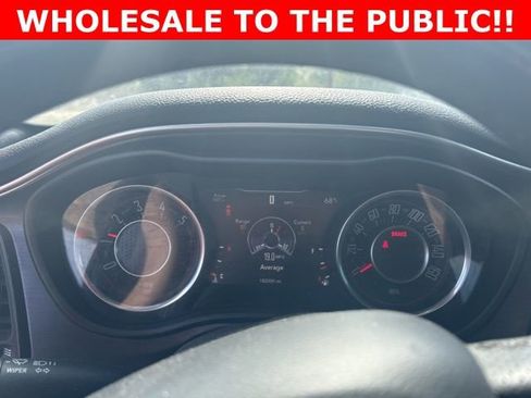 Used 2015 Dodge Challenger R/T Plus image 13