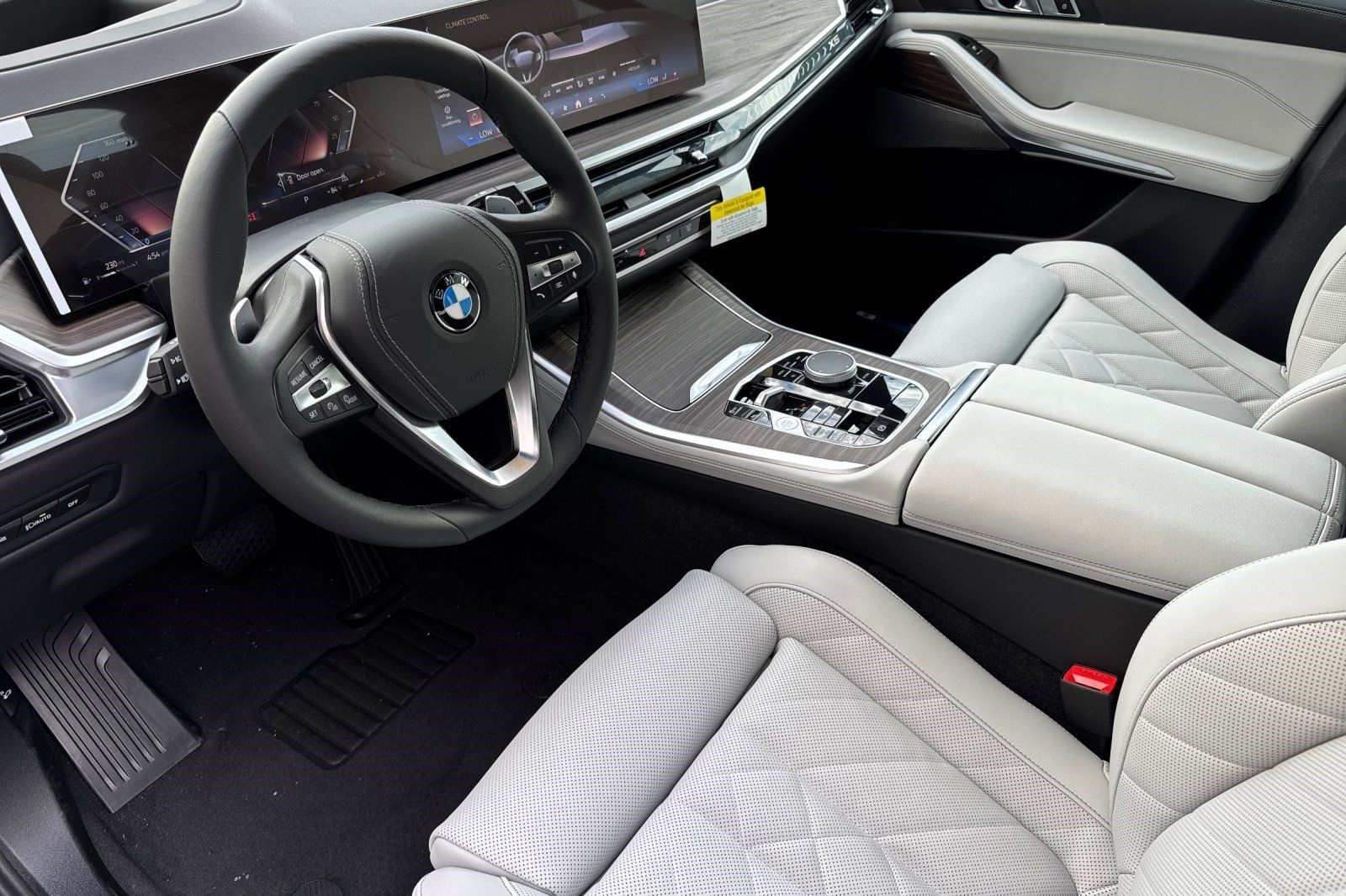 Used 2026 BMW X5 xDrive40i AWD/4WD image 4