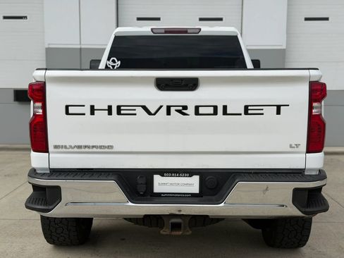 Used 2022 Chevrolet Silverado 2500 LT AWD/4WD image 5