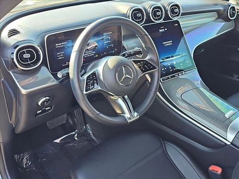 Certified 2025 Mercedes-Benz GLC 300 image 9