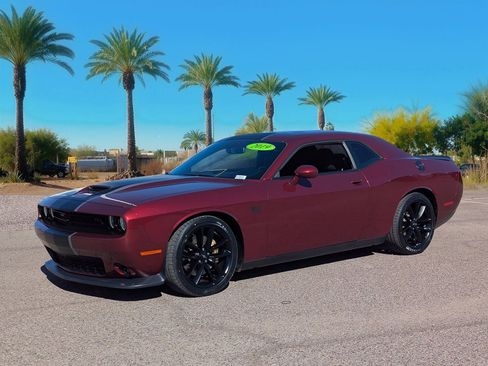 Used 2019 Dodge Challenger R/T w/ Stars & Stripes Edition image 32