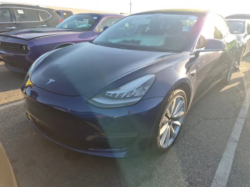 Used 2018 Tesla Model 3 Long Range AWD/4WD image 1