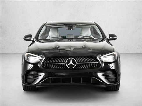 Used 2021 Mercedes-Benz E 350 Sedan image 2