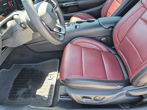 Used 2024 Ford Mustang Coupe RWD image 23