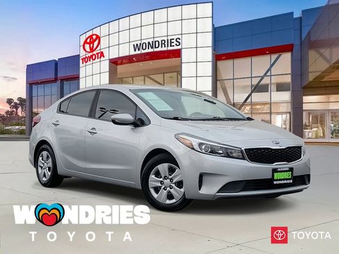 Used 2018 Kia Forte LX w/ LX Rear Camera Package image 1