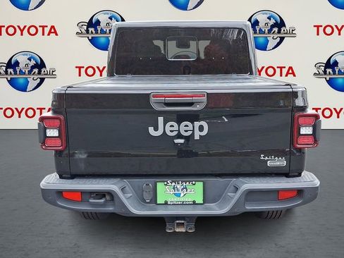 Used 2022 Jeep Gladiator Overland w/ Popular Equipment Package image 7