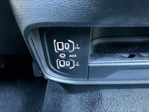 Certified 2026 RAM 2500 Big Horn AWD/4WD image 12