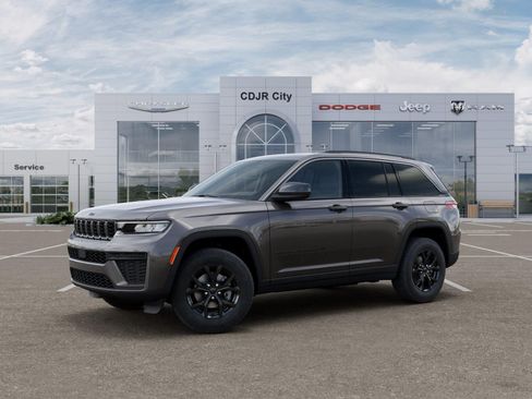 New 2026 Jeep Grand Cherokee Altitude AWD/4WD image 2