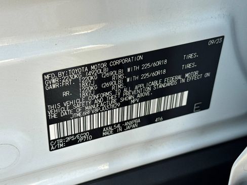 Used 2023 Toyota RAV4 XSE w/ XSE Grade Weather Package AWD/4WD image 30