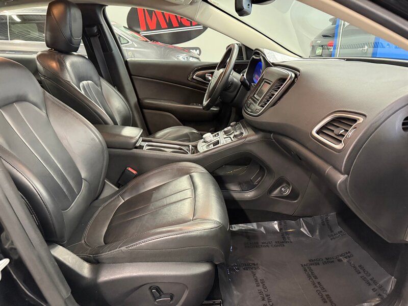 Used 2015 Chrysler 200 C FWD image 17
