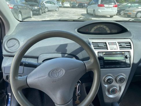 Used 2008 Toyota Yaris Sedan image 9