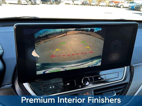 Used 2023 Nissan Altima 2.5 SV w/ SV Premium Package image 14