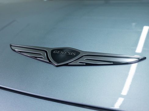 Used 2023 Genesis GV60 Performance AWD/4WD image 5