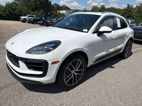Used 2022 Porsche Macan S AWD/4WD image 3