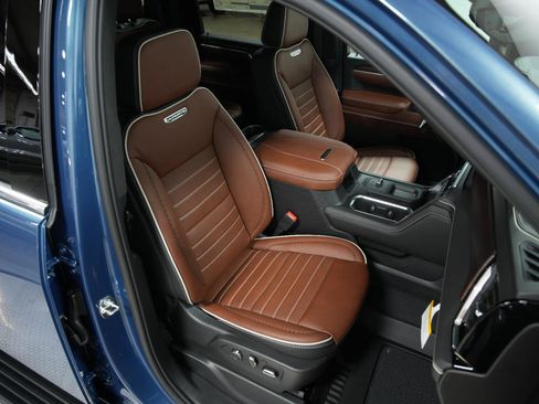 New 2026 GMC Sierra 2500 Denali Ultimate image 19