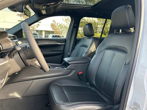 New 2025 Jeep Grand Cherokee Limited image 23