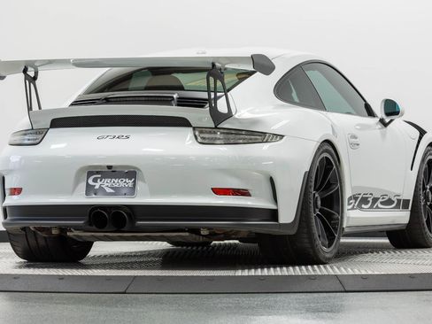 Used 2016 Porsche 911 GT3 RS RWD image 21