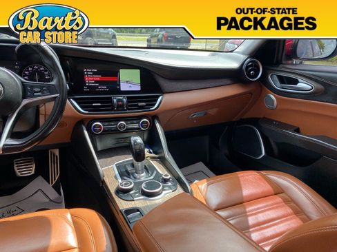 Used 2018 Alfa Romeo Giulia Ti w/ Quick Order Package 22X Lusso AWD/4WD image 22