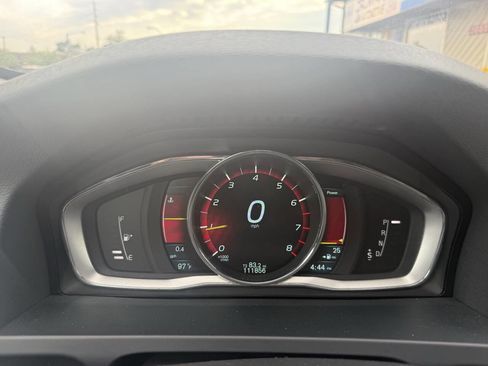 Used 2015 Volvo V60 T5 Premier image 36