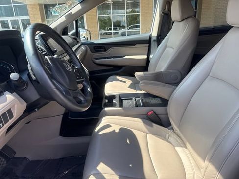 Certified 2024 Honda Odyssey EX-L image 8