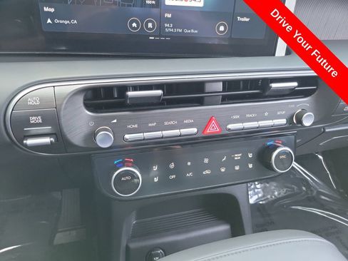 Used 2026 Hyundai Palisade Calligraphy FWD image 12