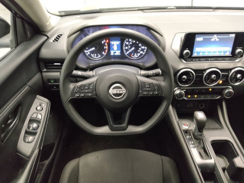 Used 2024 Nissan Sentra S FWD image 22