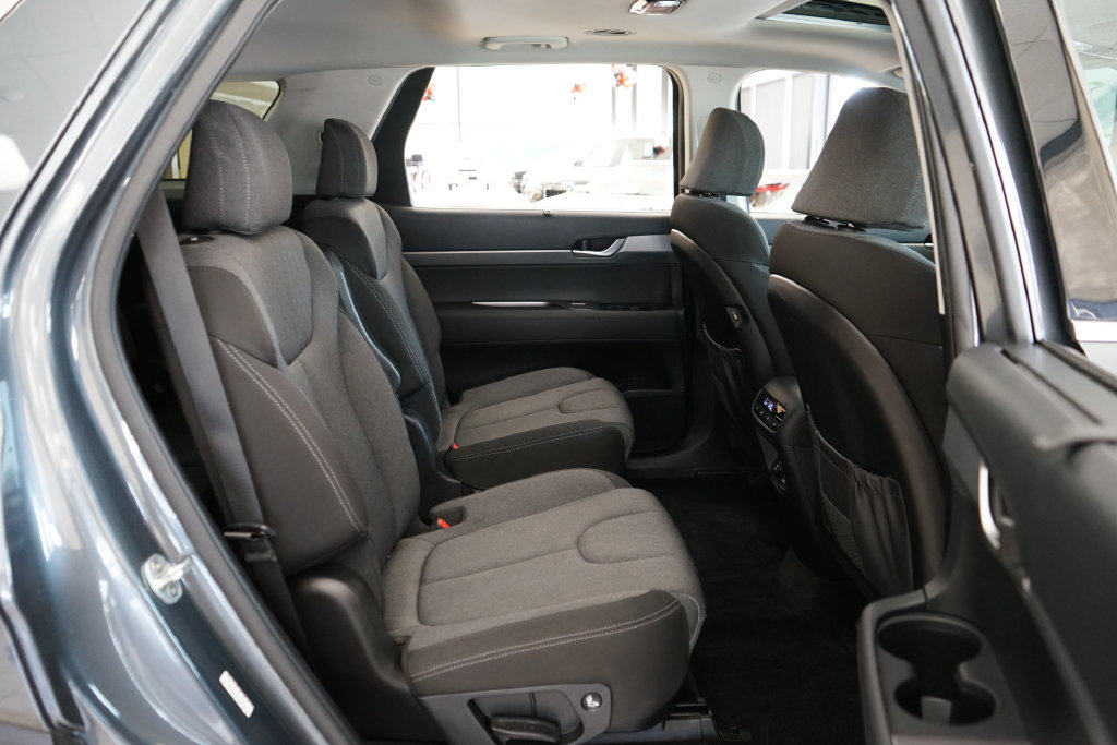 Used 2021 Hyundai Palisade SEL w/ Convenience Package AWD/4WD image 13