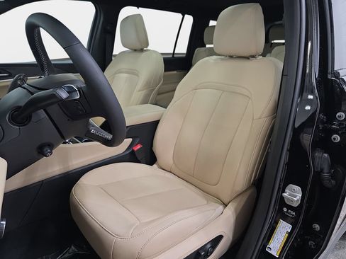 Used 2025 Jeep Grand Cherokee L Limited w/ Luxury Tech Group II AWD/4WD image 14