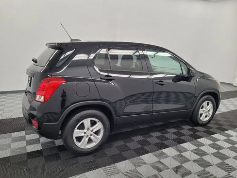 Used 2020 Chevrolet Trax LS w/ Tint and Cruise Package FWD image 10