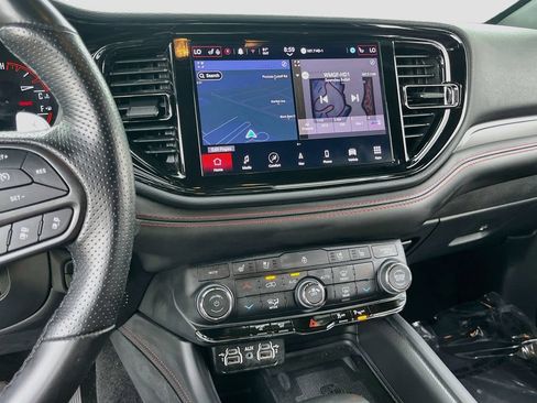 Used 2024 Dodge Durango R/T RWD image 15
