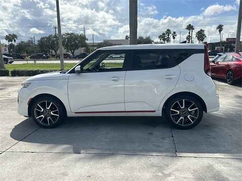 Certified 2022 Kia Soul GT-Line image 14