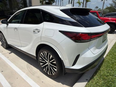 Used 2023 Lexus RX 350 Premium Plus w/ Cold Area Package AWD/4WD image 11